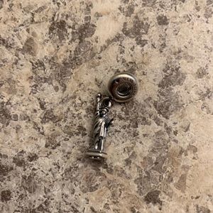 Pandora Statue of Liberty charm